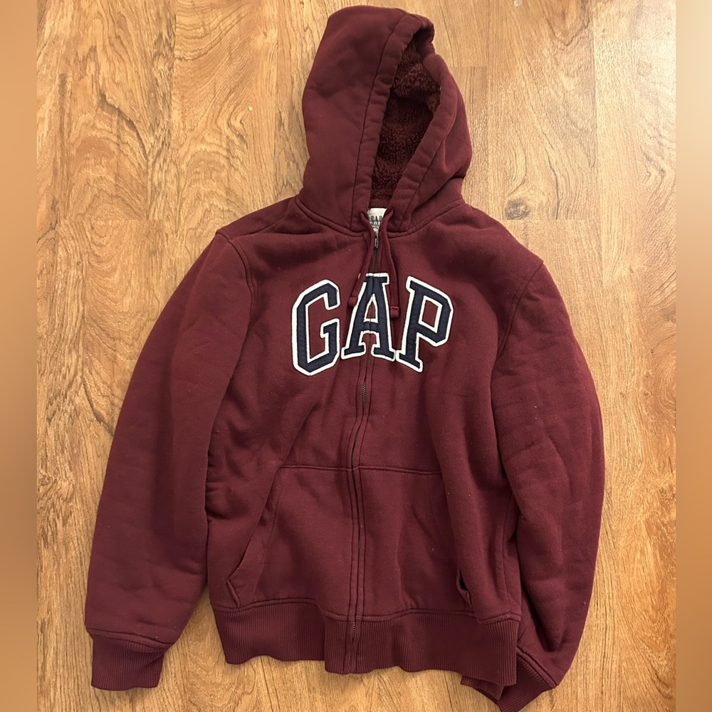GAP maroon and navy zip up fleece lined hoodie size mediumm